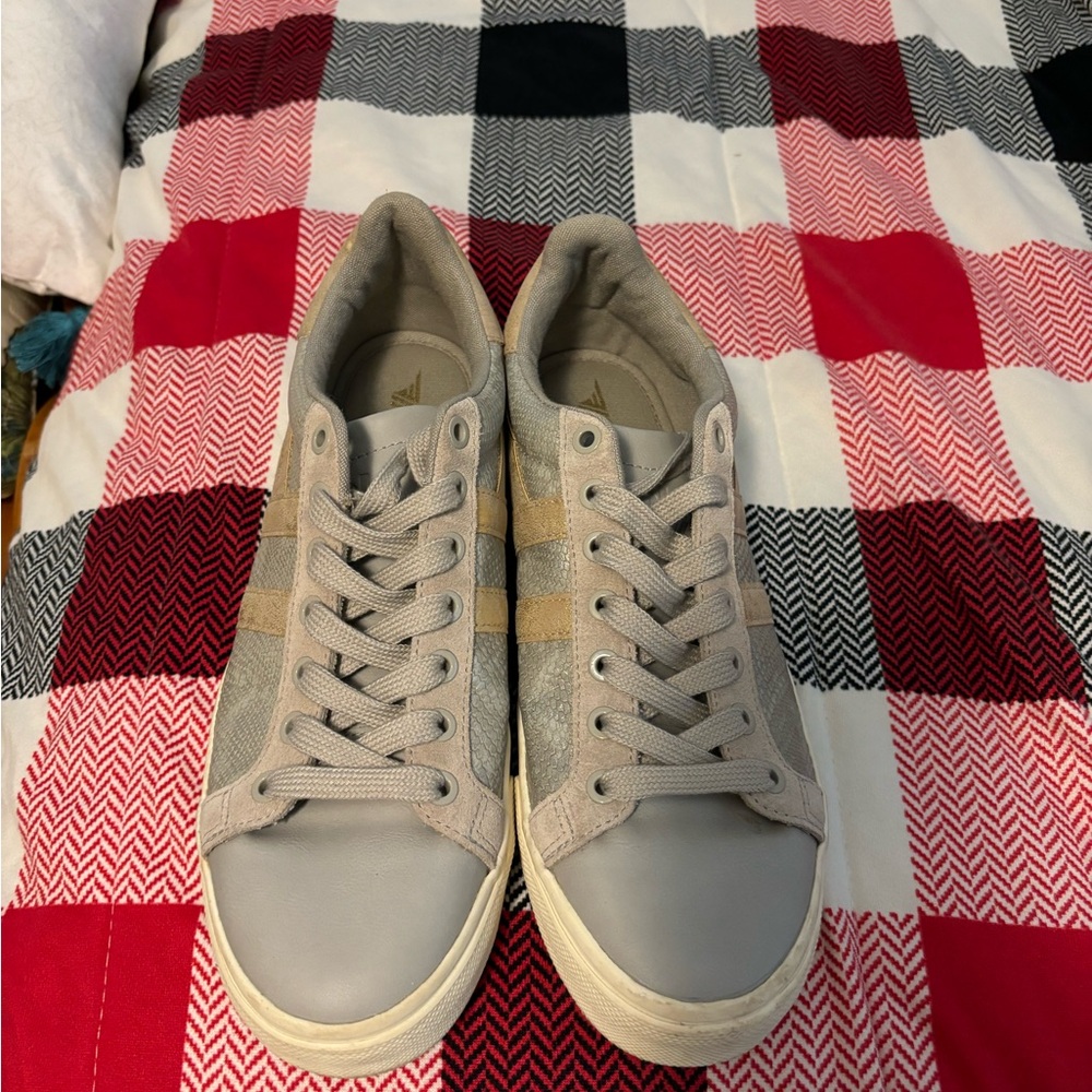 Gola Lizard Sneakers - Feather Gray/Gold size 9